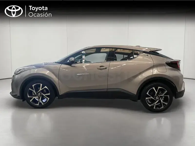 Usado Toyota C-HR Advance 122 CV (89 kW) 2022 Gris / plata SUV