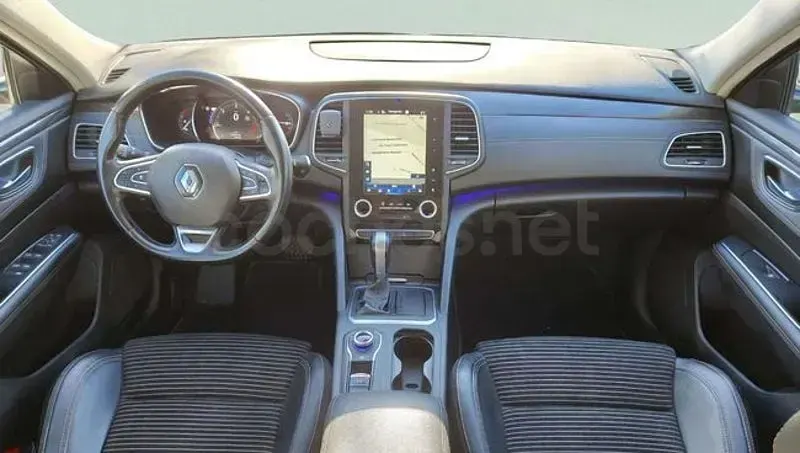 Usado Renault Talisman Zen 131 CV (96 kW) 2017 Granate Familiar