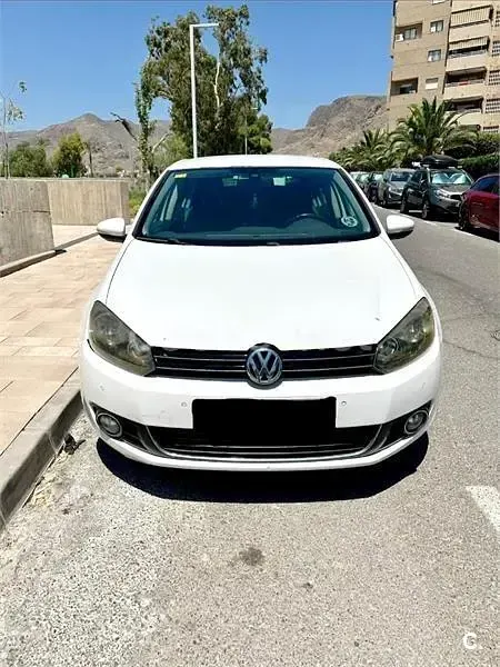 Usado VW Golf VI Advance 110 CV (80 kW) 2009 Blanco Berlina