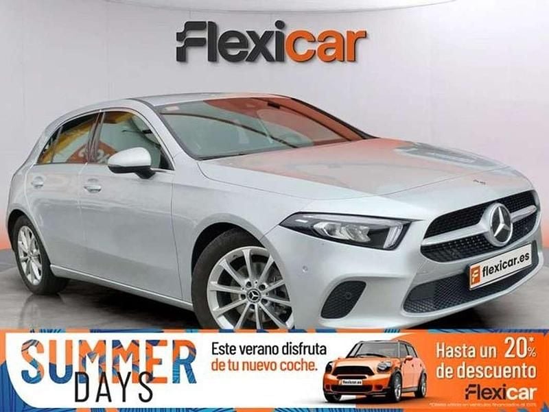 Gris Usado 2019 Mercedes A180 Utilitario | 20.290 € (Buen precio) - Imagen 1/4