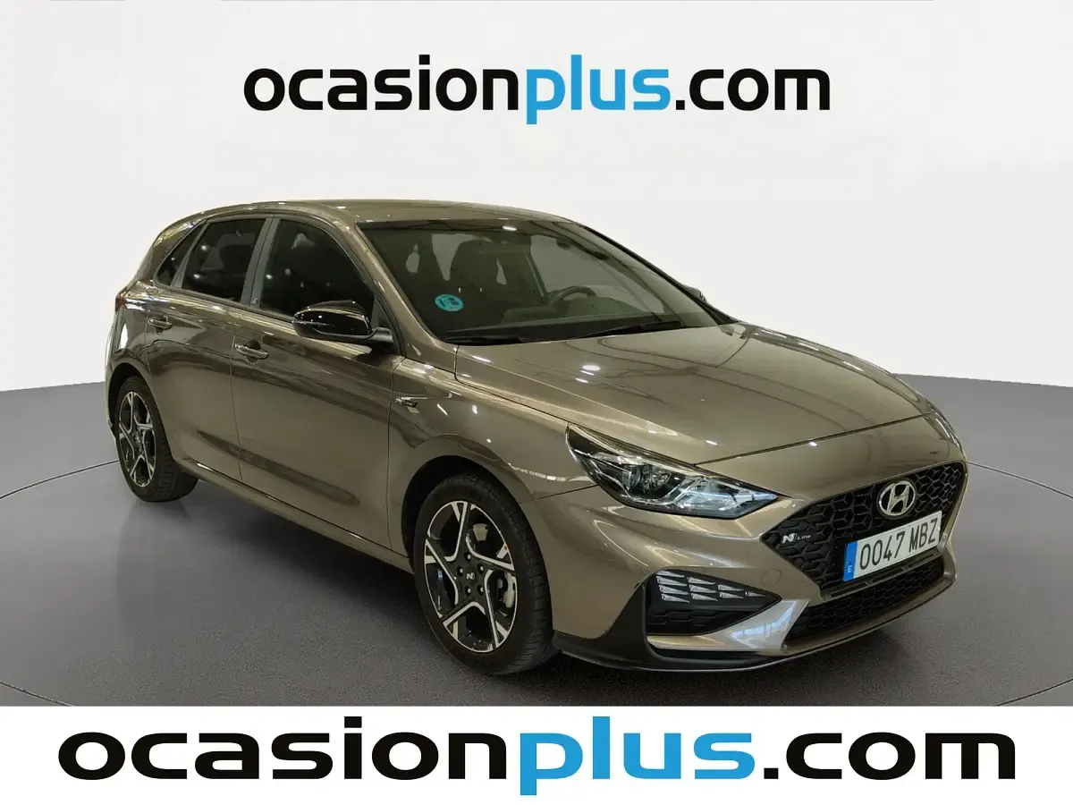 Usado Hyundai i30 N Line 120 CV (88 kW) 2022 Gris Utilitario