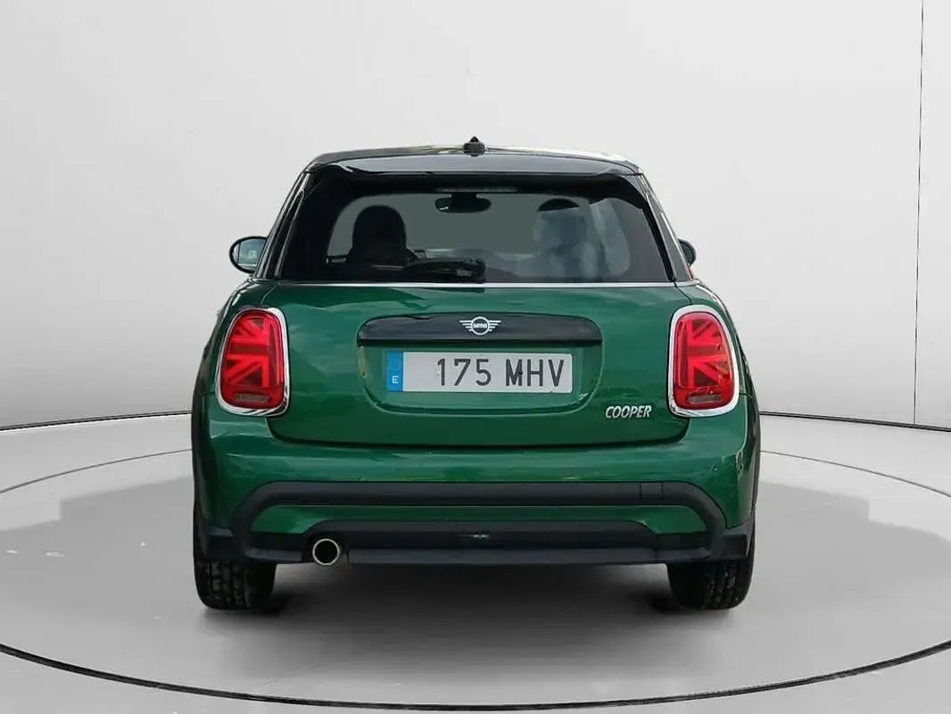 Usado Mini Cooper 136 CV (100 kW) 2023 Verde Utilitario