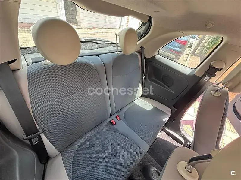 Usado Fiat 500 69 CV (50 kW) 2015 Gris / plata Berlina