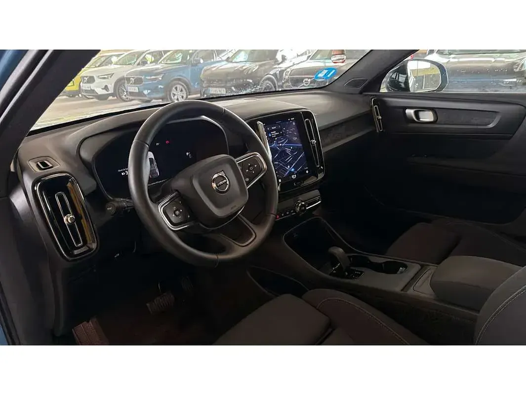 Usado Volvo EC40 Core 175 kW (238 CV) 2025 Azul SUV