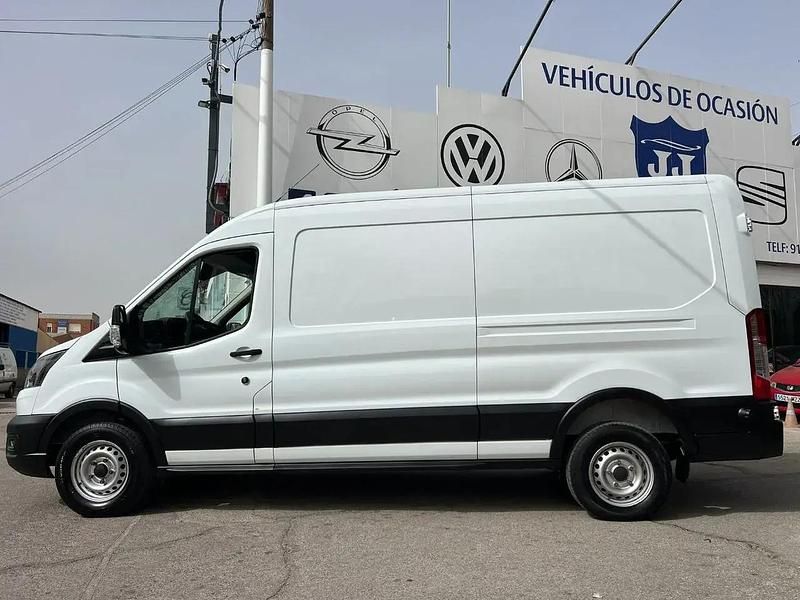 Usado Ford Transit Trend 130 HP (95 kW) 2022 Branco Van
