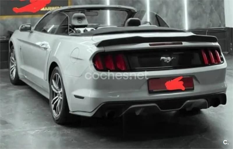 Usado Ford Mustang Convertible 314 CV (230 kW) 2017 Gris / plata Descapotable