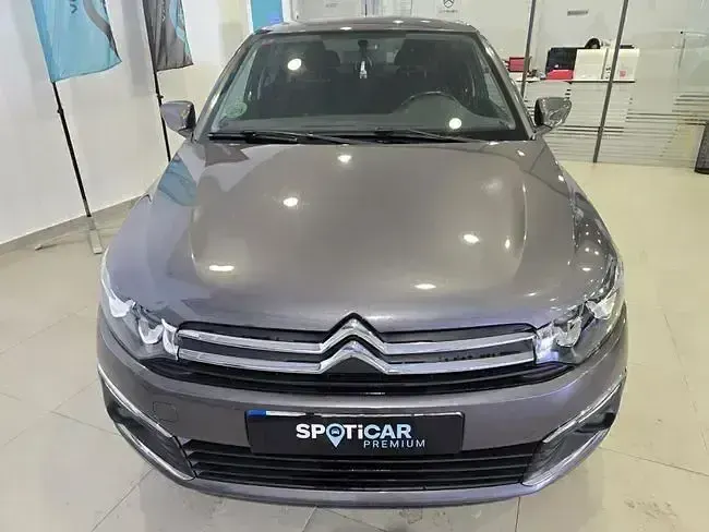 Usado Citroën C-Elysee I Shine 102 CV (75 kW) 2019 Gris Berlina