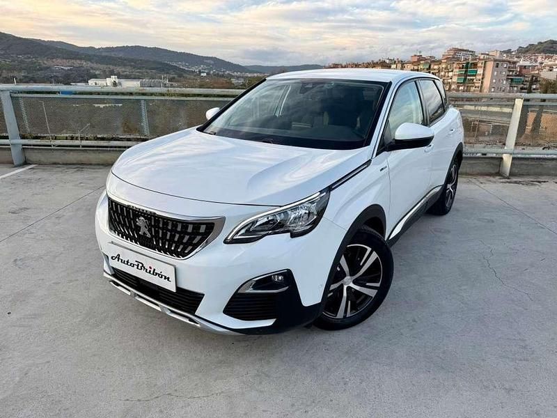 Usado Peugeot 3008 Allure 224 CV (164 kW) 2021 Blanco SUV