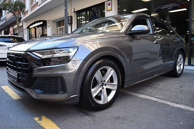 Usado Audi Q8 286 CV (210 kW) 2023 Gris daytona SUV