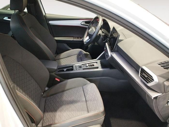 Usado Seat Leon FR 150 CV (110 kW) 2024 Blanco