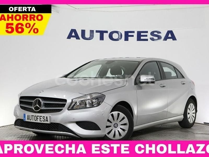 Gris / plata Usado 2015 Mercedes A180 Urban Berlina | 14.900 € (Super precio) - Imagen 1/4