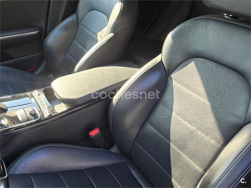 Usado Kia Stinger 200 CV (147 kW) 2020 Rojo Utilitario