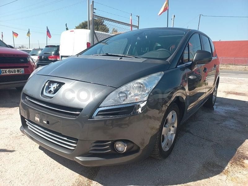 Usado Peugeot 5008 Allure 150 CV (110 kW) 2013 Azul Monovolumen