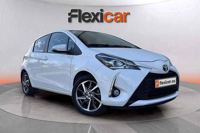 Blanco Usado 2020 Toyota Yaris Edition Berlina | 11.890 € (Buen precio) - Imagen 1/4