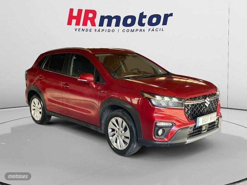Rojo Usado 2023 Suzuki SX4 SUV | 21.590 € (Precio justo) - Imagen 1/4