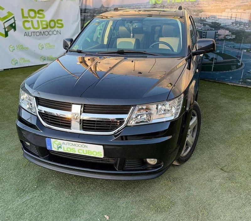 Usado Dodge Journey SE 140 CV (102 kW) 2008 Negro SUV