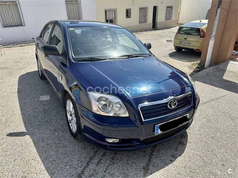 Usado Toyota Avensis Sol 116 CV (85 kW) 2004 Azul Berlina