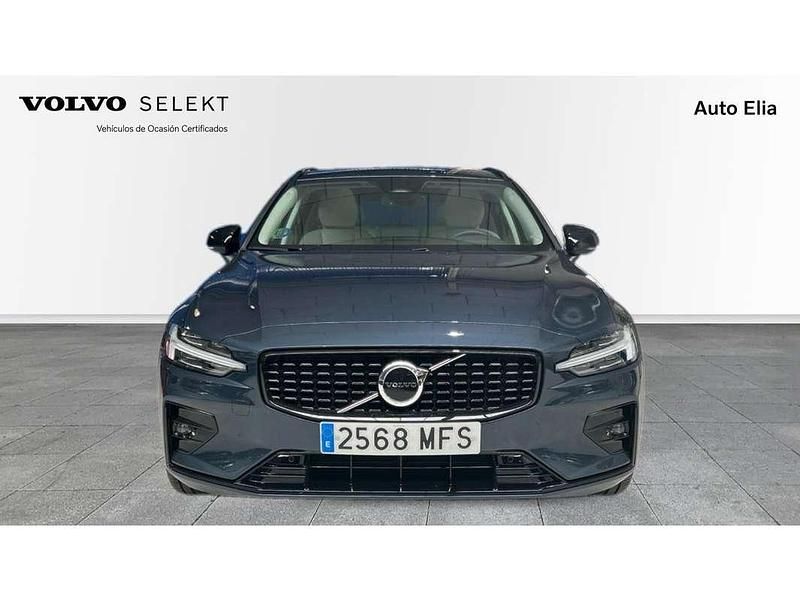 Usado Volvo V60 Plus 197 CV (144 kW) 2023 Azul Familiar