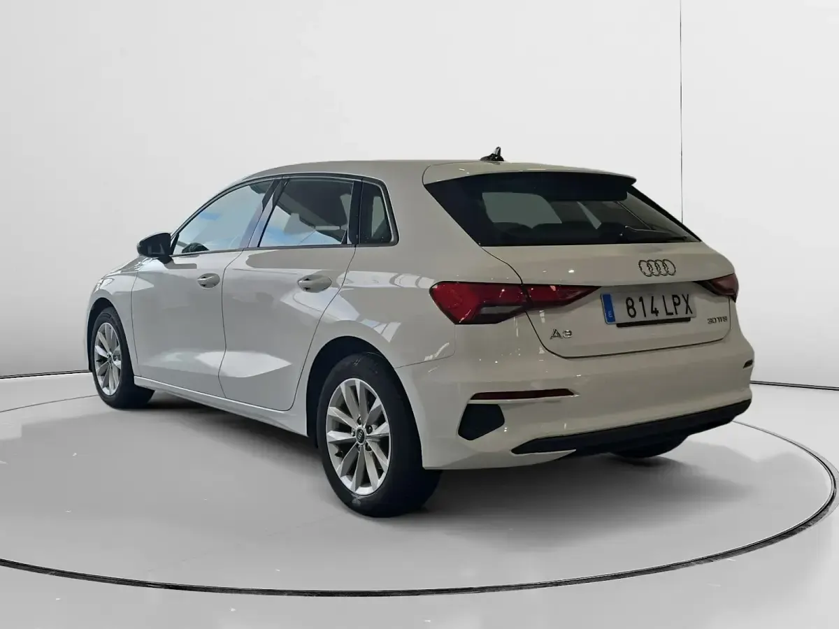 Usado Audi A3 e-tron Advanced 111 CV (81 kW) 2021 Blanco Utilitario