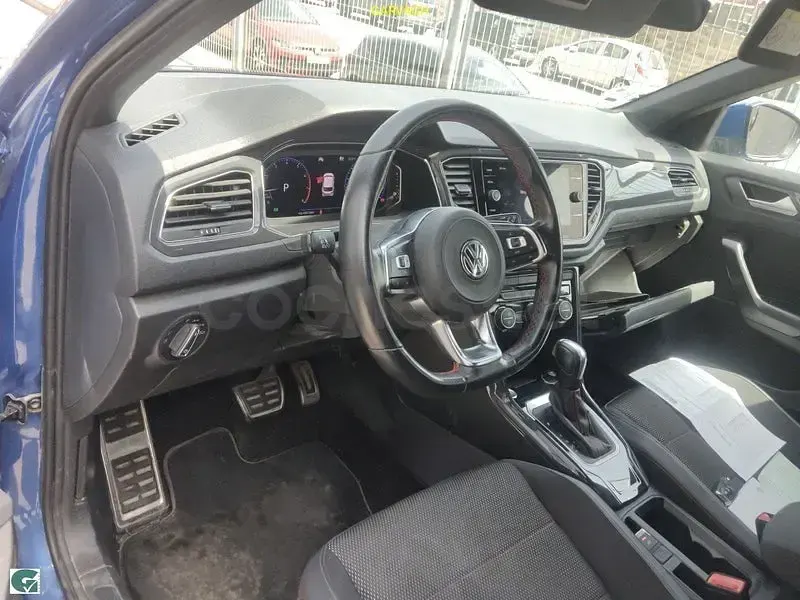 Usado VW T-Roc Sportline 150 CV (110 kW) 2020 Azul SUV