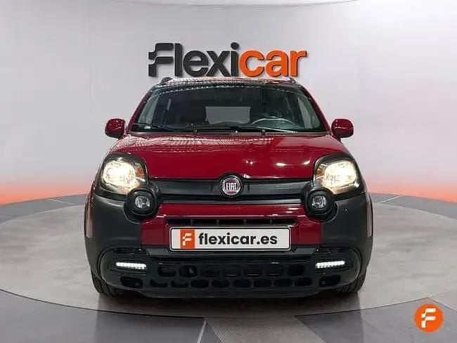 Usado Fiat Panda 70 HP (51 kW) 2024 Vermelho Citadino