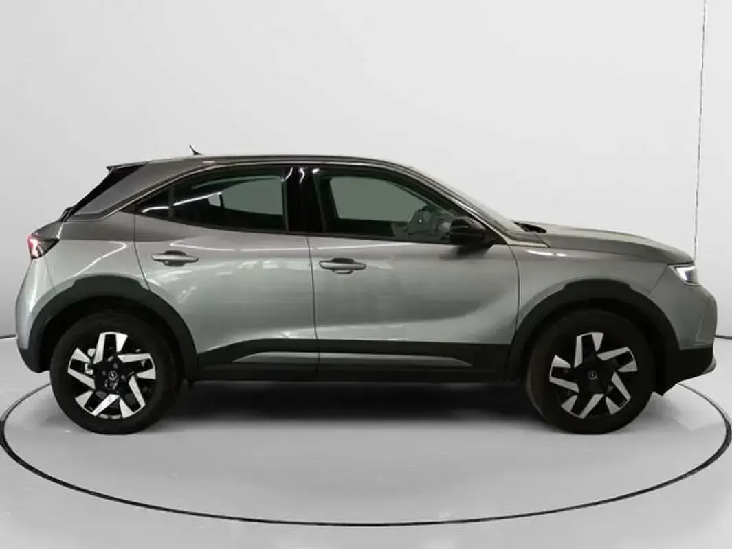 Usado Opel Mokka Business Elegance 110 HP (80 kW) 2023 Cinzento SUV