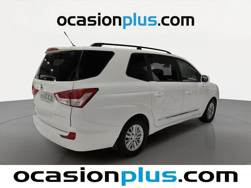 Usado Ssangyong (KGM) Rodius 178 CV (130 kW) 2018 Blanco Monovolumen