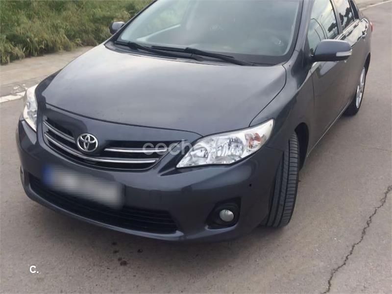Azul Usado 2010 Toyota Corolla Luna Berlina | 6300 € - Imagen 1/4