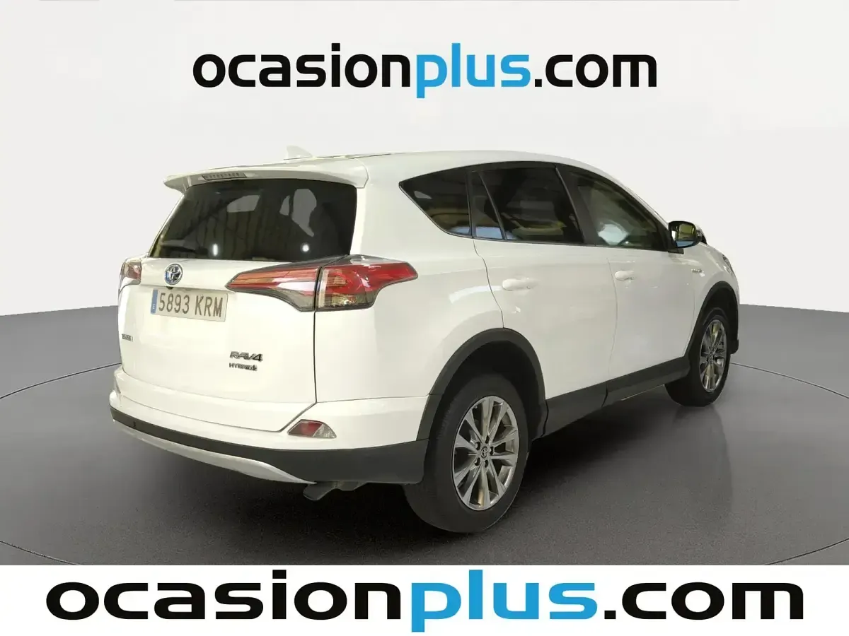 Usado Toyota RAV4 Advance 197 CV (144 kW) 2018 Blanco SUV