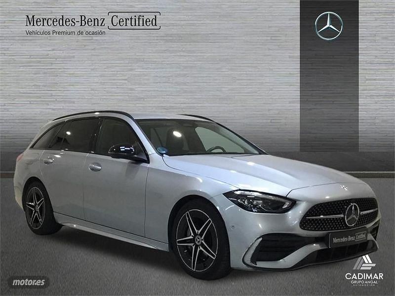 Usado Mercedes C220 AMG line 200 CV (147 kW) 2023 Plata hightech Familiar