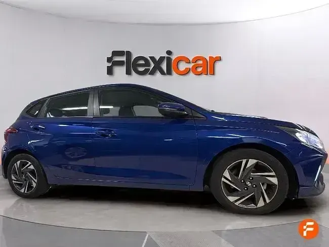 Usado Hyundai i20 100 CV (73 kW) 2021 Azul Utilitario