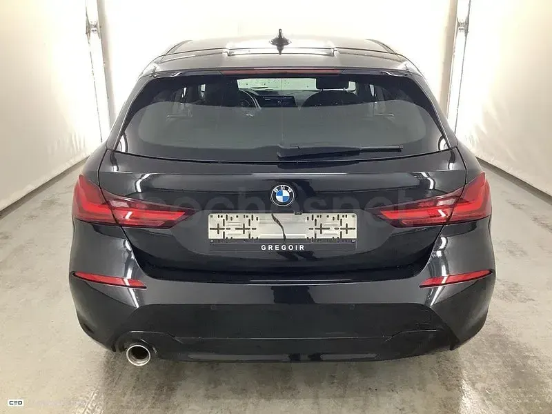 Usado BMW 118 136 CV (100 kW) 2022 Negro Berlina