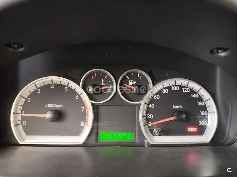 Usado Chevrolet Aveo LS 94 CV (69 kW) 2010 Gris / plata Berlina