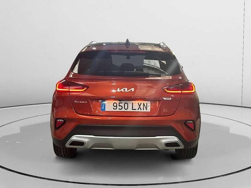 Usado Kia XCeed 162 CV (119 kW) 2022 Naranja SUV