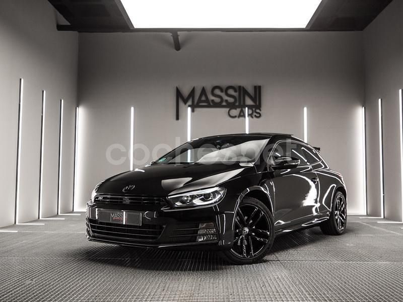 Negro Usado 2016 VW Scirocco R-line Coupe | 19.999 € (Caro) - Imagen 1/4