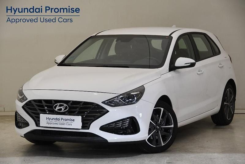 Usado 2024 Hyundai i30 | 17.990 € (Buen precio) - Imagen 1/4