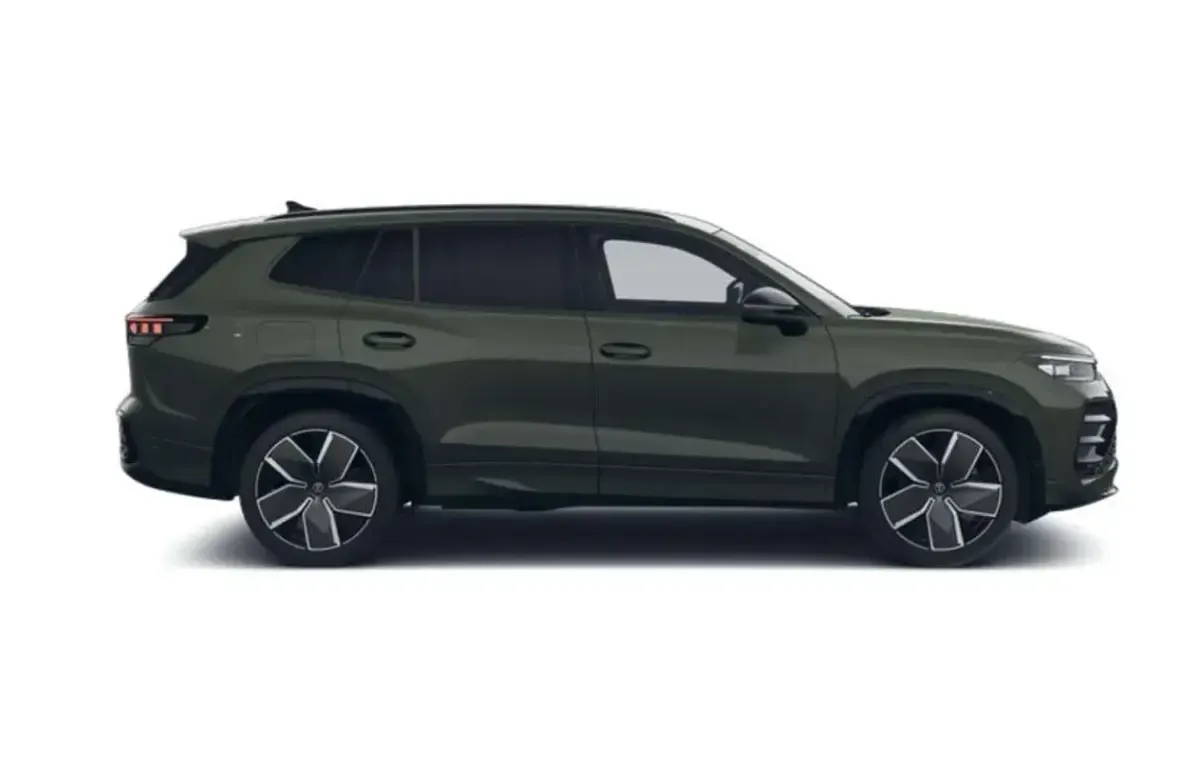 Nuevo VW Tayron R-line 150 CV (110 kW) 2026 Verde SUV