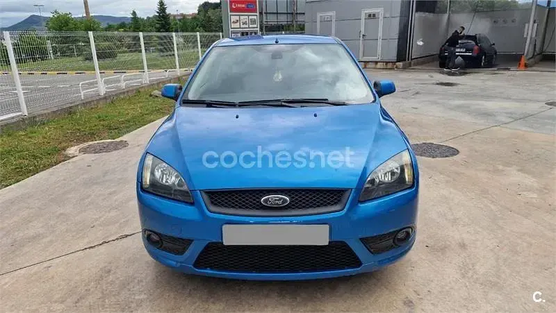 Usado Ford Focus Trend 115 CV (84 kW) 2006 Azul Berlina