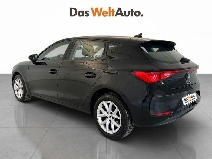 Negro Usado 2020 Seat Leon Reference | 16.490 € (Precio justo) - Imagen 1/4