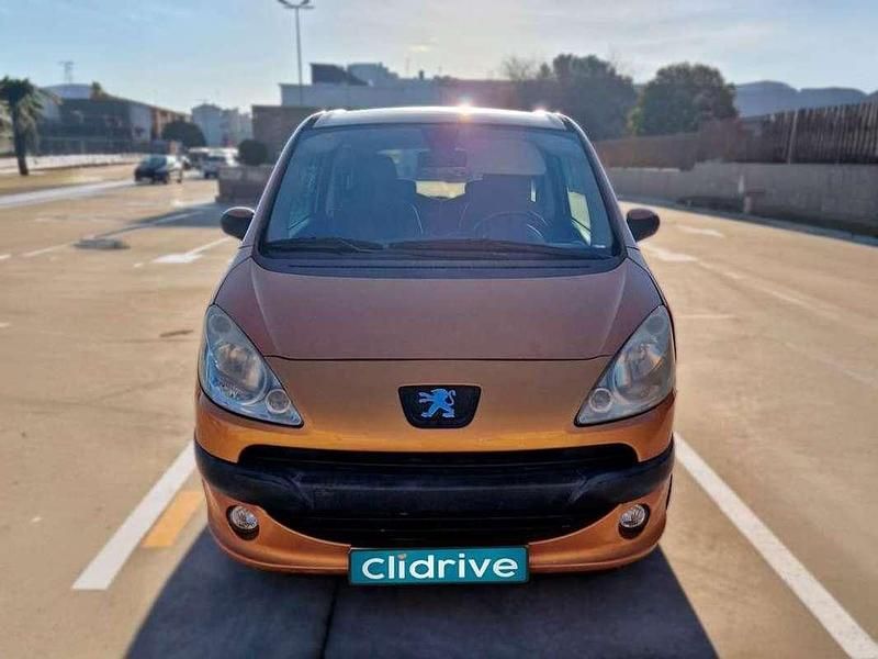 Usado Peugeot 1007 Sport 110 CV (80 kW) 2005 Naranja Monovolumen