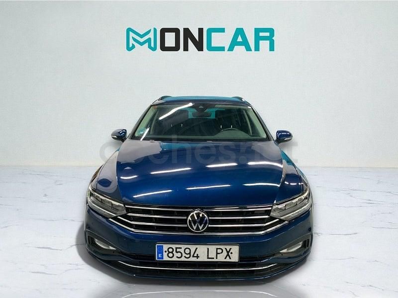 Usado VW Passat Executive 150 CV (110 kW) 2021 Azul Familiar