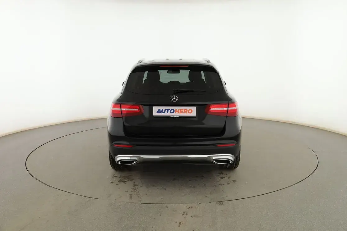 Usado Mercedes GLC220 Exclusive 170 CV (125 kW) 2018 Negro SUV