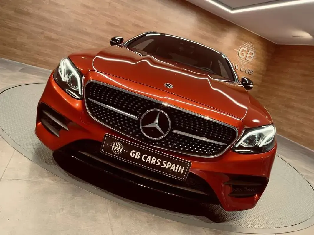 Usado Mercedes E350 306 CV (225 kW) 2018 Burdeos Coupe