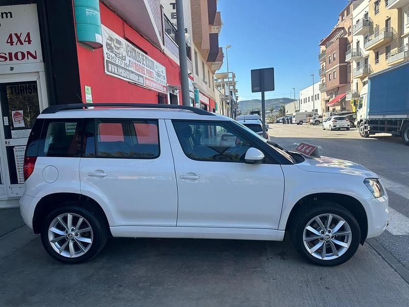 Blanco Usado 2016 Skoda Yeti Active SUV | 13.500 € (Un poco caro) - Imagen 1/4