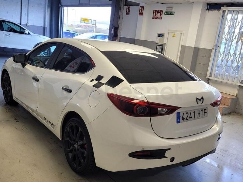 Usado Mazda 3 Luxury 150 CV (110 kW) 2013 Blanco Berlina