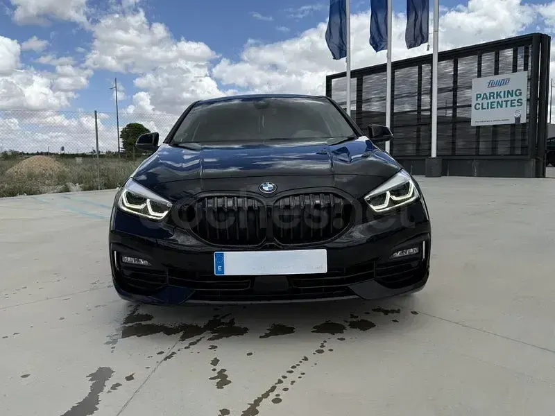 Usado BMW 118 Advantage 150 CV (110 kW) 2020 Negro Utilitario