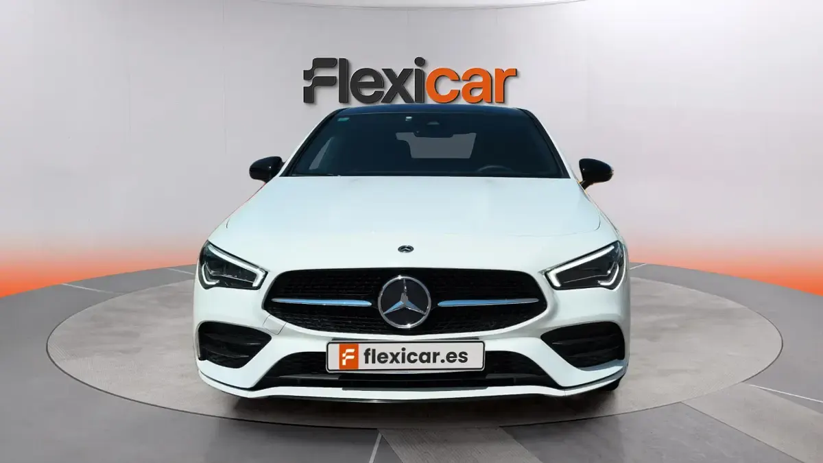 Usado Mercedes CLA200 163 CV (119 kW) 2022 Gris Coupe