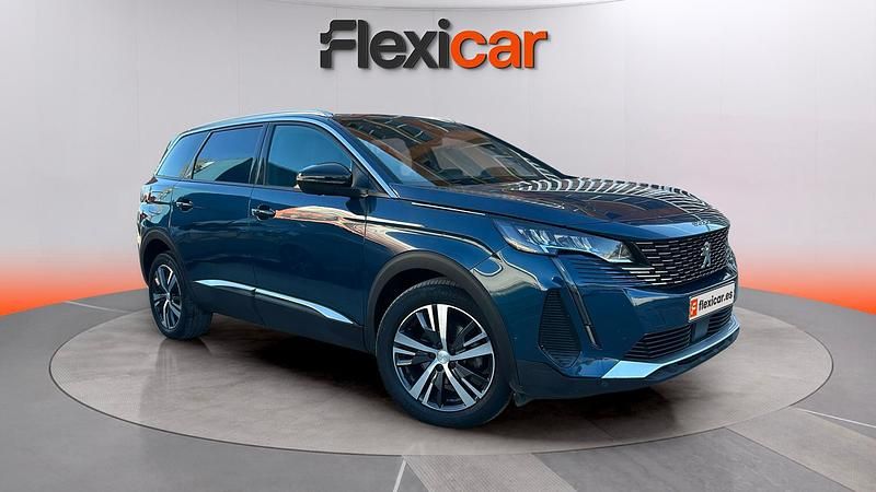 Usado Peugeot 5008 Allure 131 CV (96 kW) 2023 Azul SUV