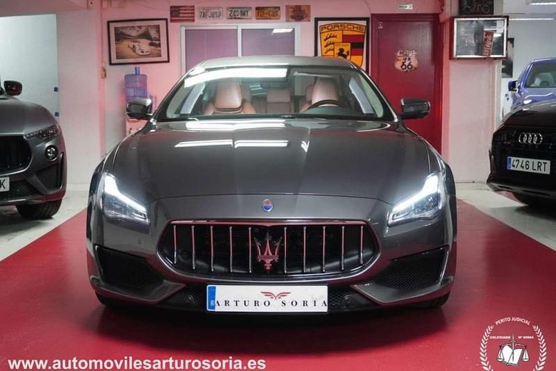 Usado Maserati Quattroporte 275 CV (202 kW) 2020 Marrón Berlina