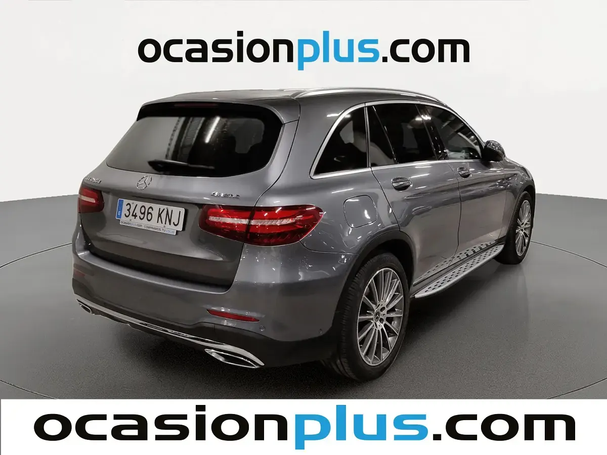 Usado Mercedes GLC250 AMG 204 CV (150 kW) 2018 Gris SUV
